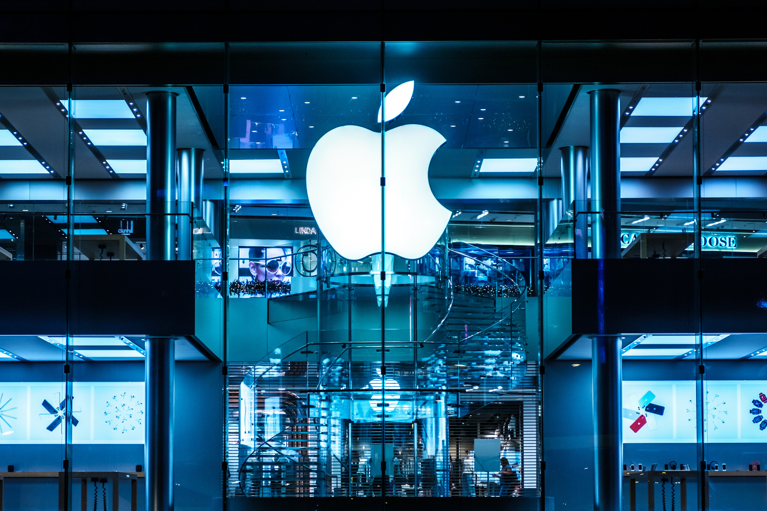 Cổ phiếu Apple có đáng mua vào lúc này?