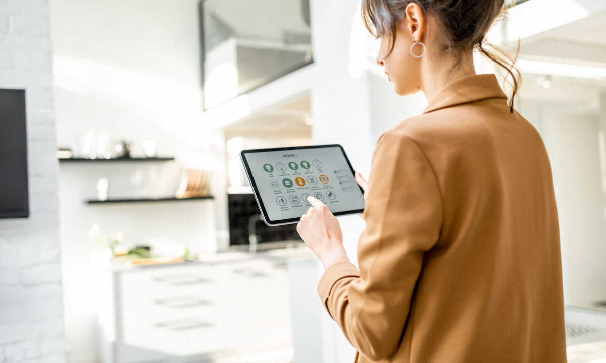 Khoản đầu tư tin cậy cho năm 2023: cổ phiếu Apple hay Amazon?