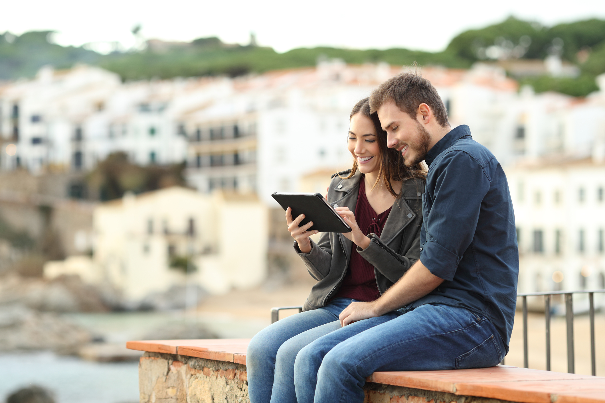 Lựa chọn đầu tư đáng mua hơn: cổ phiếu Apple hay Netflix?