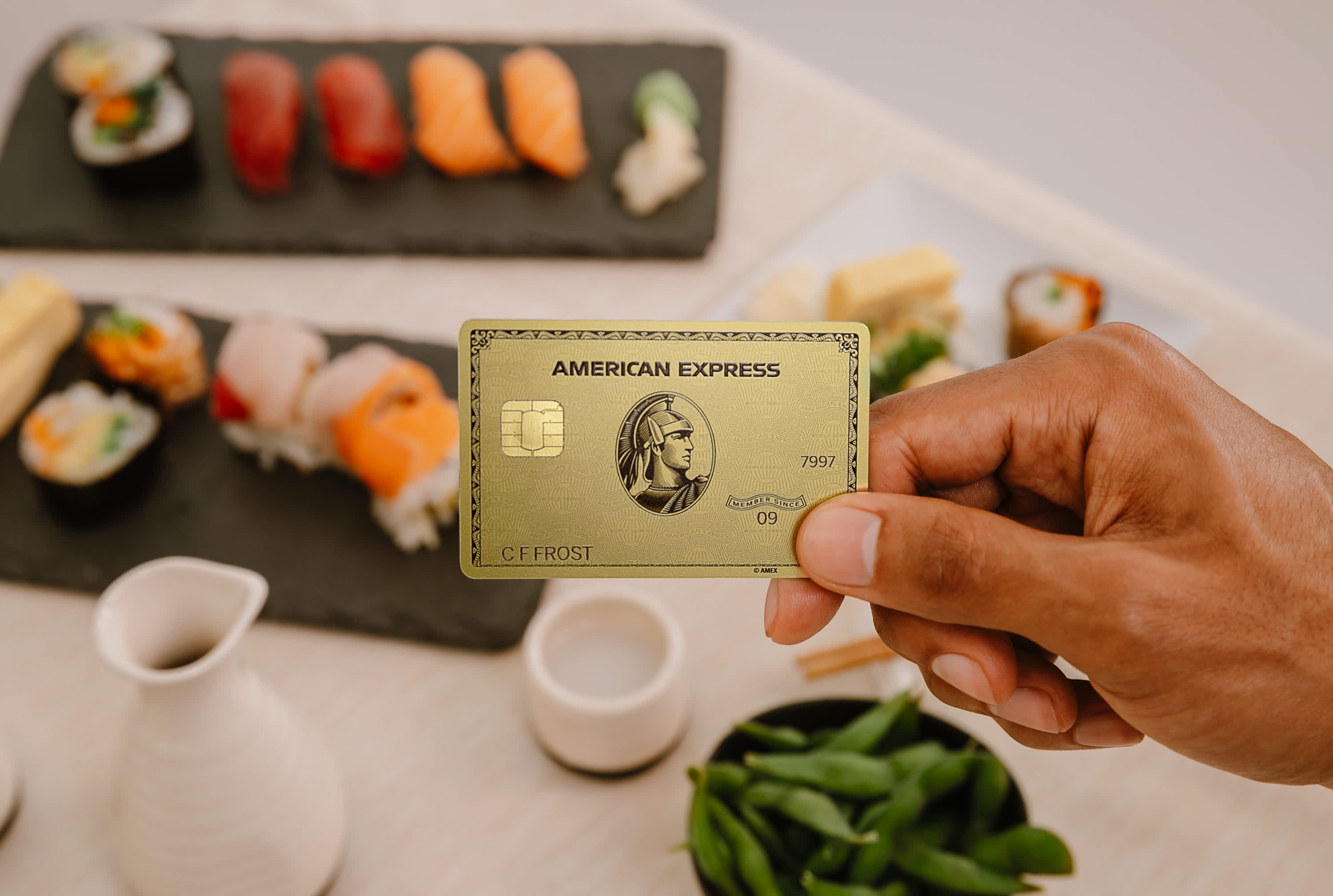 Cổ phiếu American Express: Hướng tới mốc 210 USD?