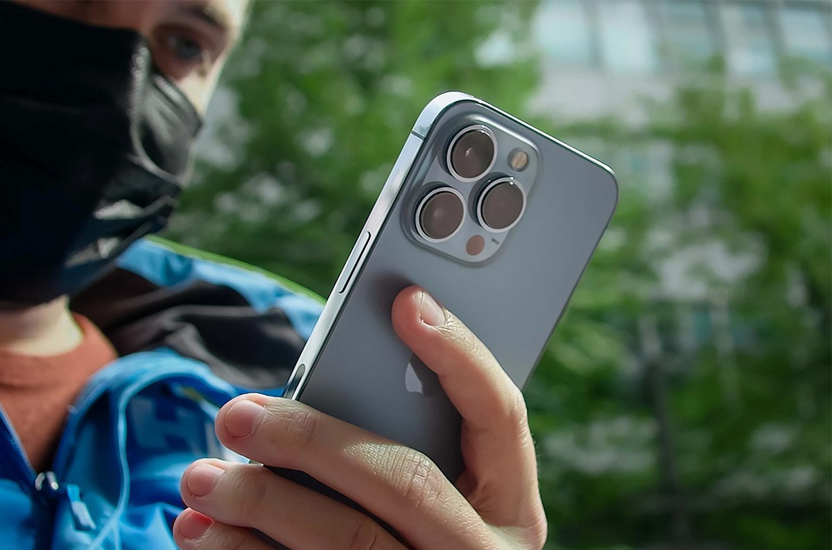 Các nhà bán lẻ giảm giá iPhone cao cấp tại Trung Quốc