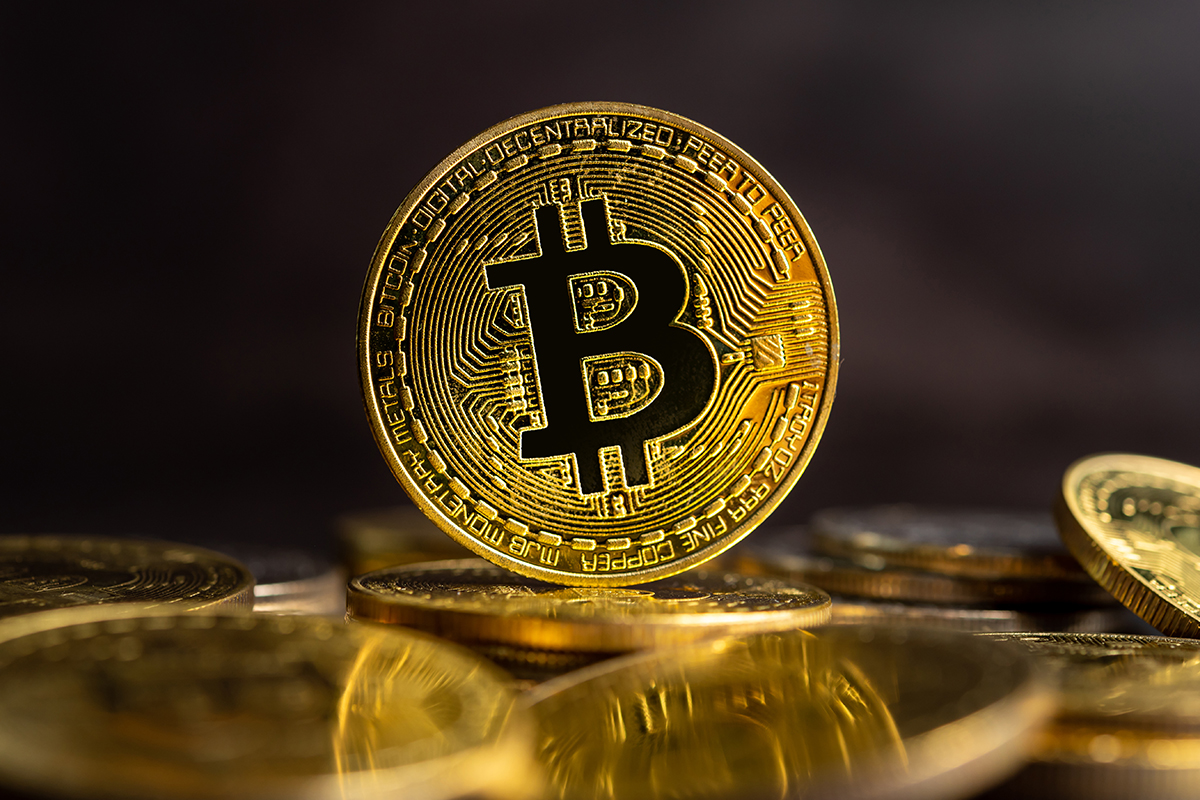 Bitcoin về quanh ngưỡng 28.000 USD