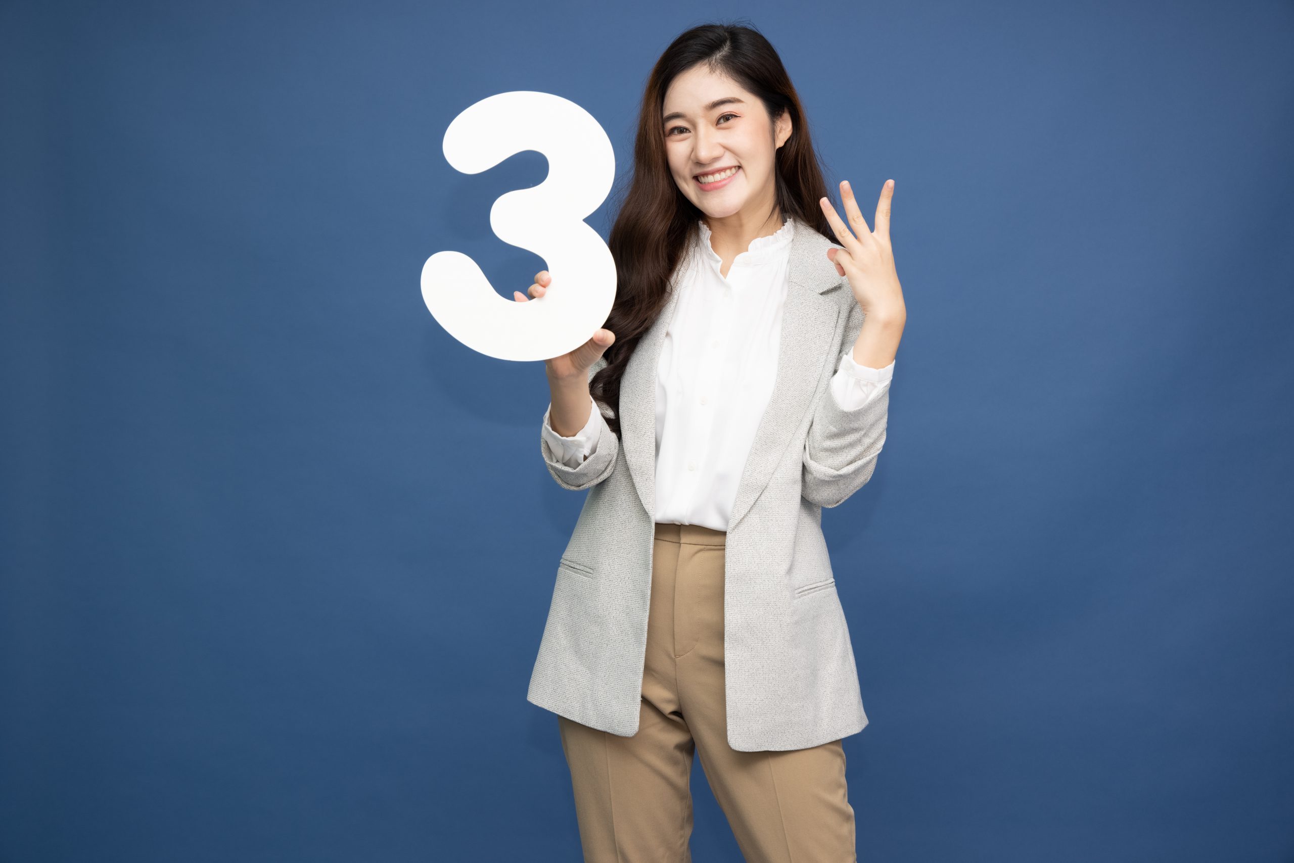 Ba điều nhà đầu tư thông minh biết về cổ phiếu Microsoft