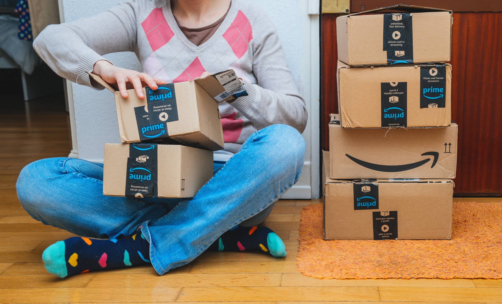 Cổ phiếu Amazon năm 2023: 1 dấu hiệu tích cực và 1 cảnh báo nguy hiểm