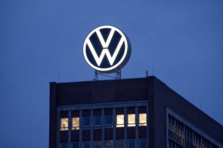 Volkswagen: “kho báu” tiềm năng với mức giá quá hời