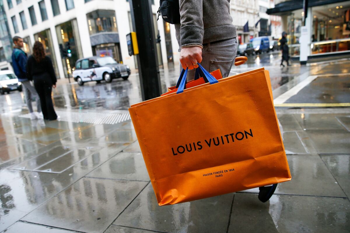 Đòn bẩy từ Trung Quốc dành cho Louis Vuitton