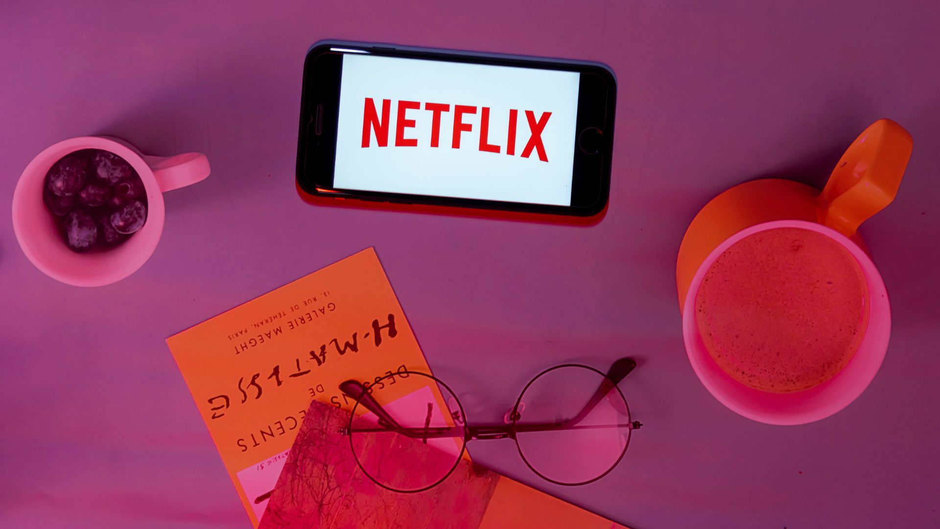 Nhà đầu tư có nên lựa chọn Netflix ngay lúc này?