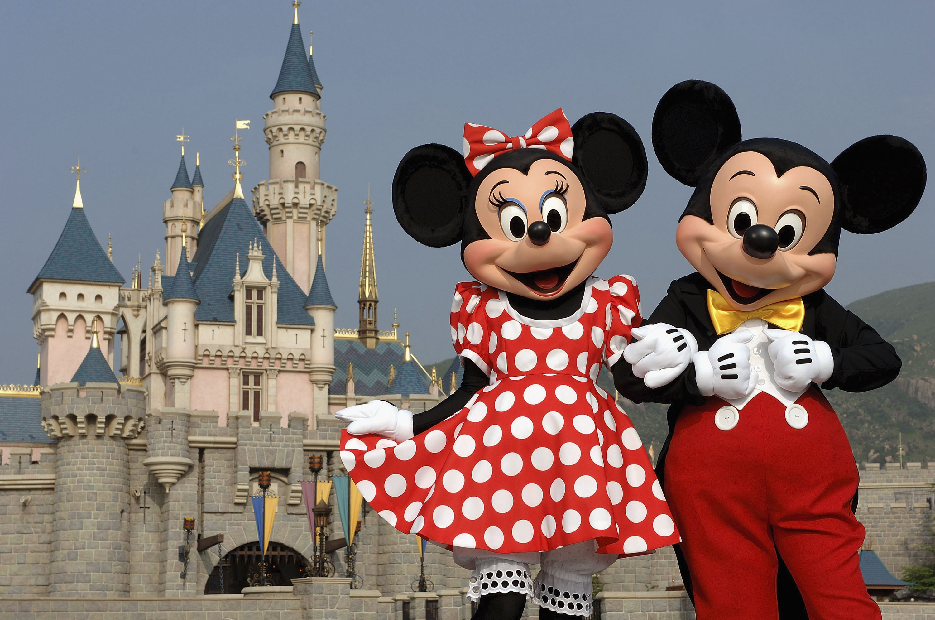 Disney bắt đầu đợt sa thải thứ 2 với nhiều đợt khác đang được triển khai. Nhà đầu tư có nên lo lắng?