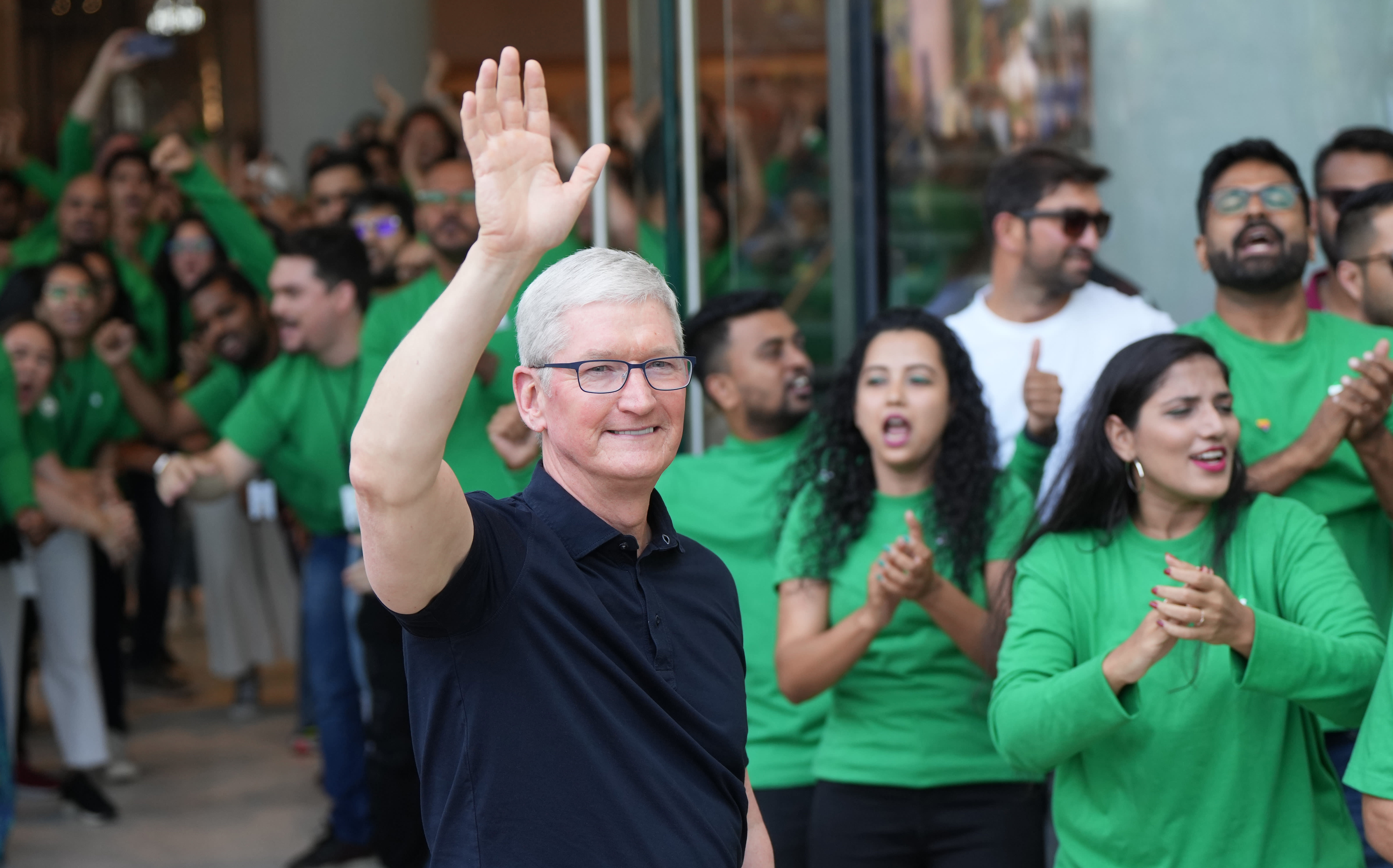 Apple báo cáo kết quả kinh doanh tốt hơn kỳ vọng nhờ doanh thu bán iPhone