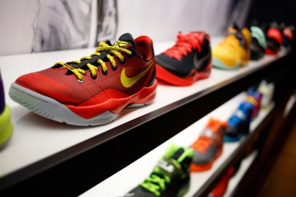 Nike: xứng đáng mua và nắm giữ ngay lúc này