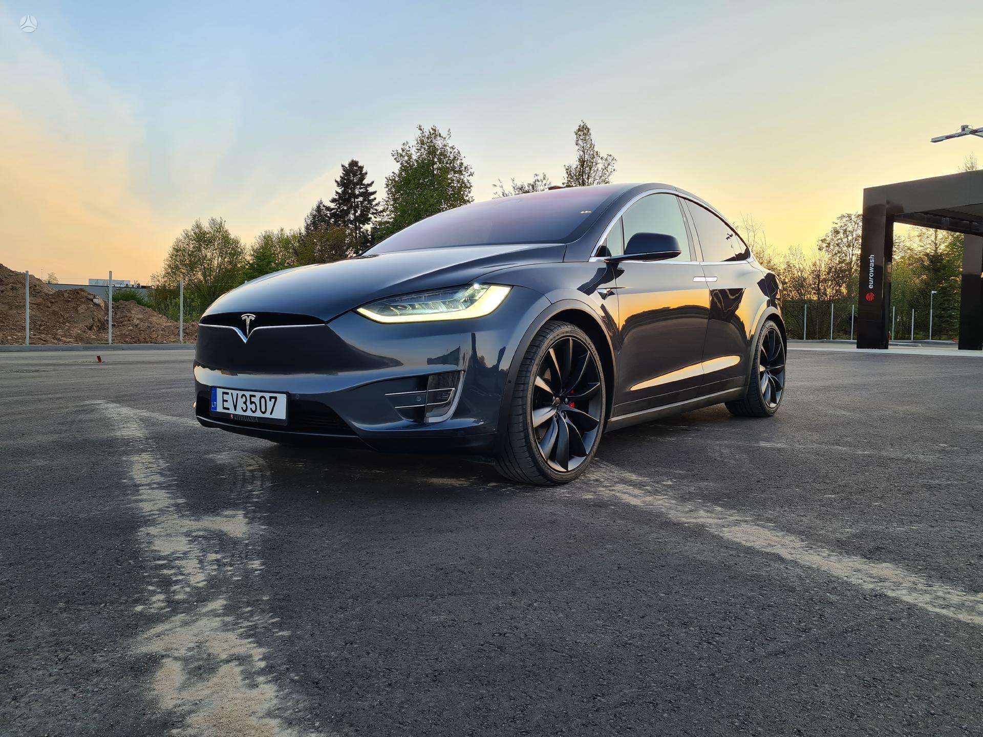 Cổ phiếu Tesla: chạy trốn khỏi nhu cầu suy yếu