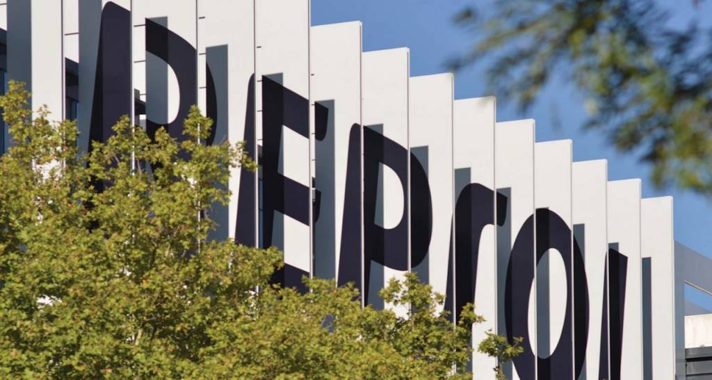 Tập đoàn dầu khí Repsol SA tăng cổ tức lên 11%