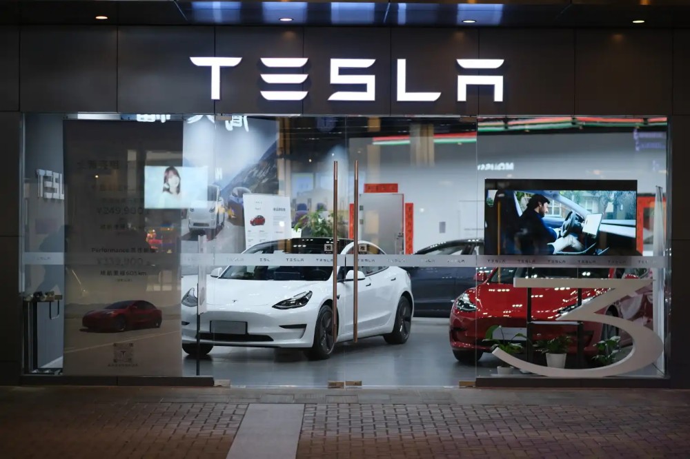 Cổ phiếu Tesla: AI không phải cường điệu – đáng mua bắt đáy