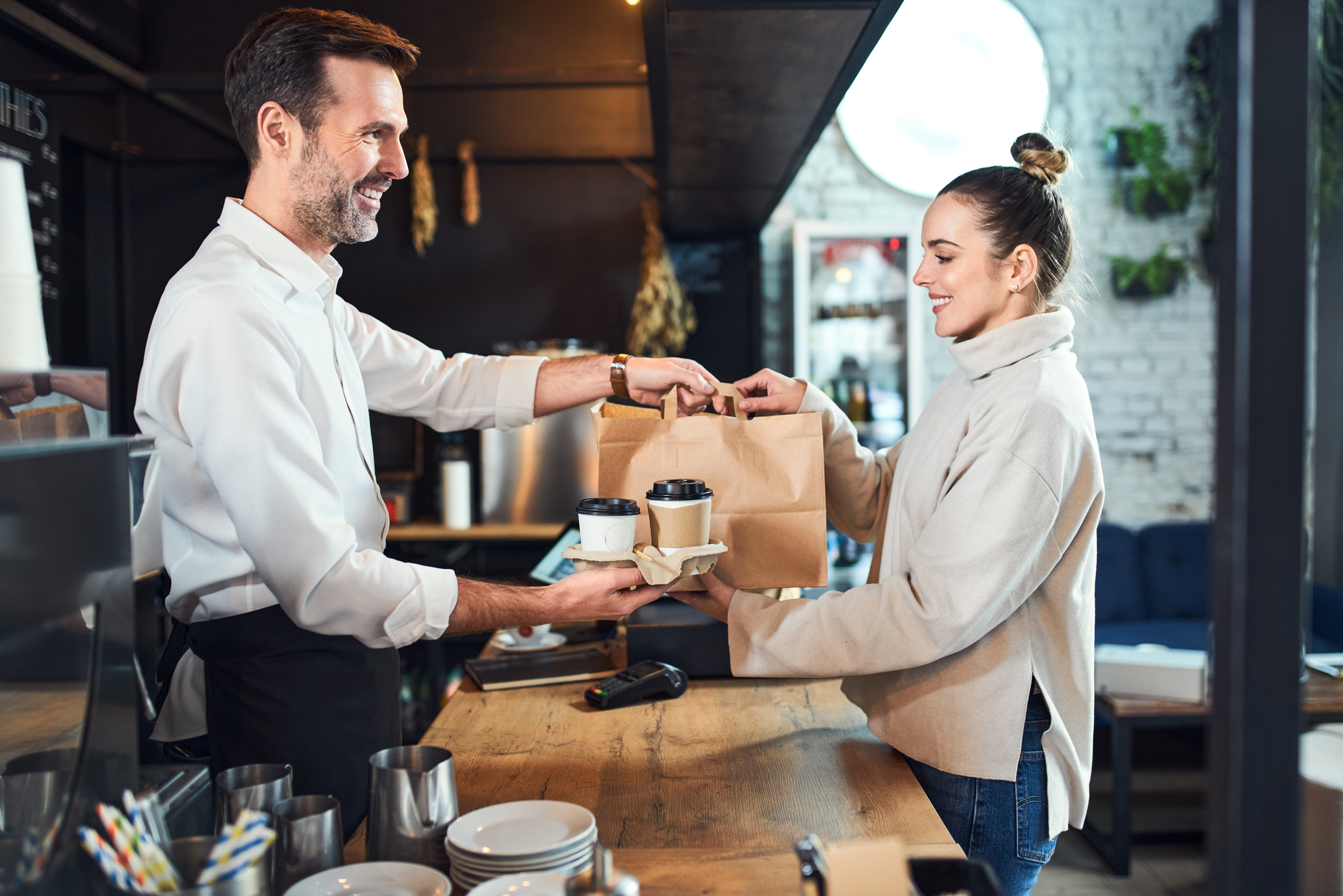 Cổ phiếu Starbucks đã tăng gấp đôi trong 5 năm qua. Liệu lịch sử có thể lặp lại lần nữa?