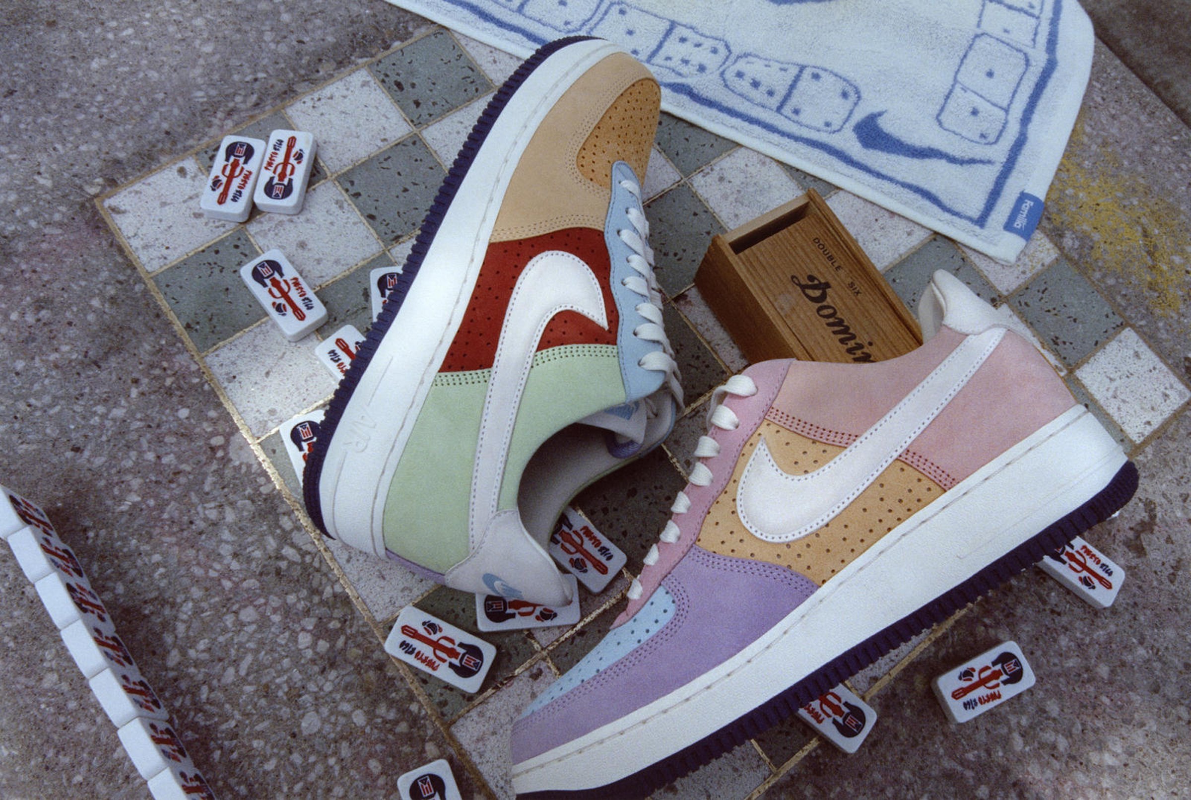 Mua, bán hay giữ cổ phiếu Nike?