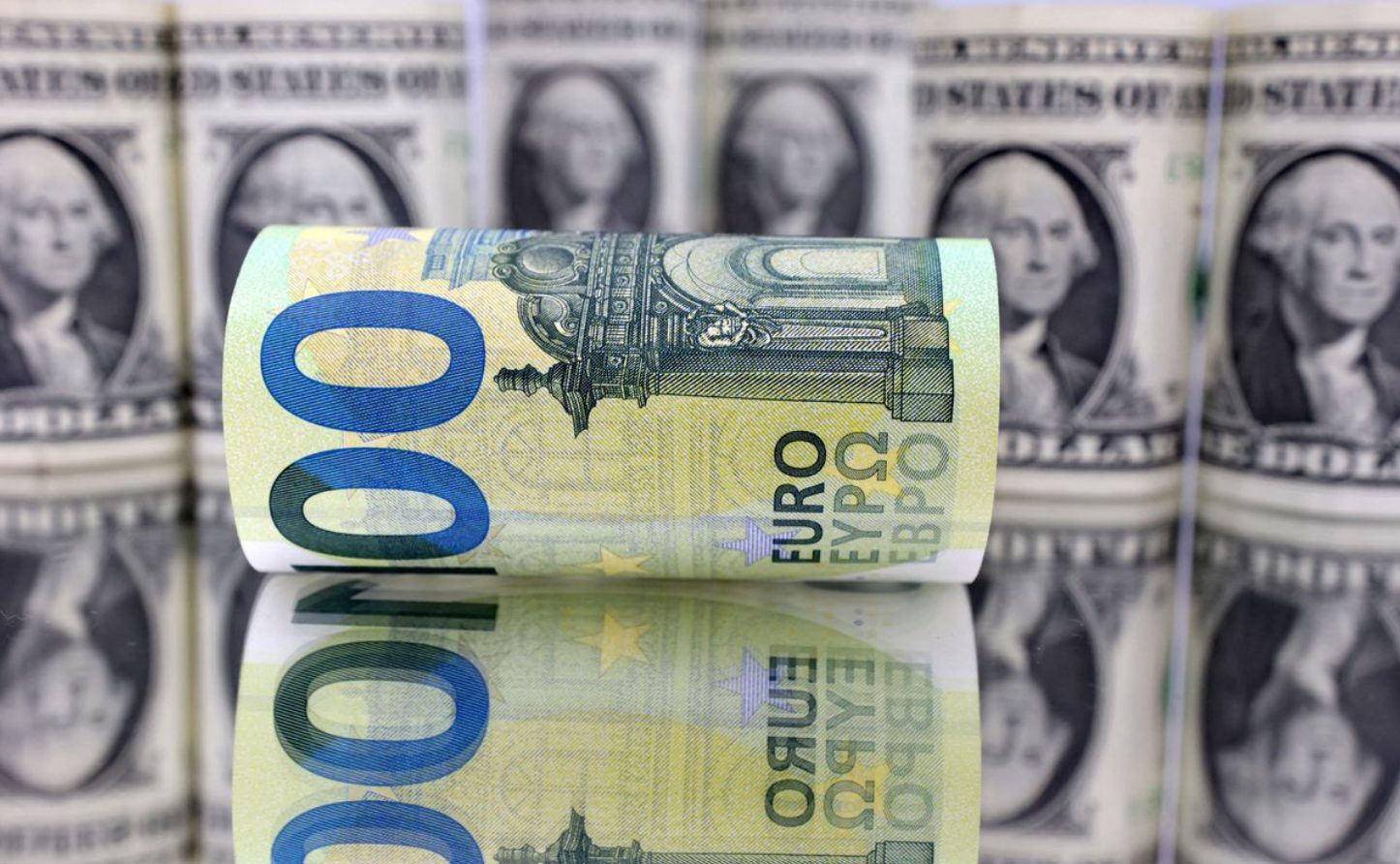 EUR/USD phục hồi nhẹ, lên gần mức 1,0720
