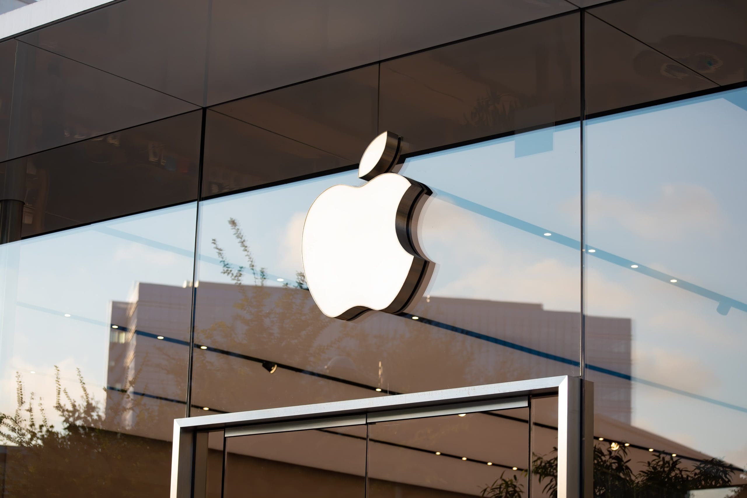 Cổ phiếu Apple: So sánh luận điểm Giá Tăng và Giá Giảm