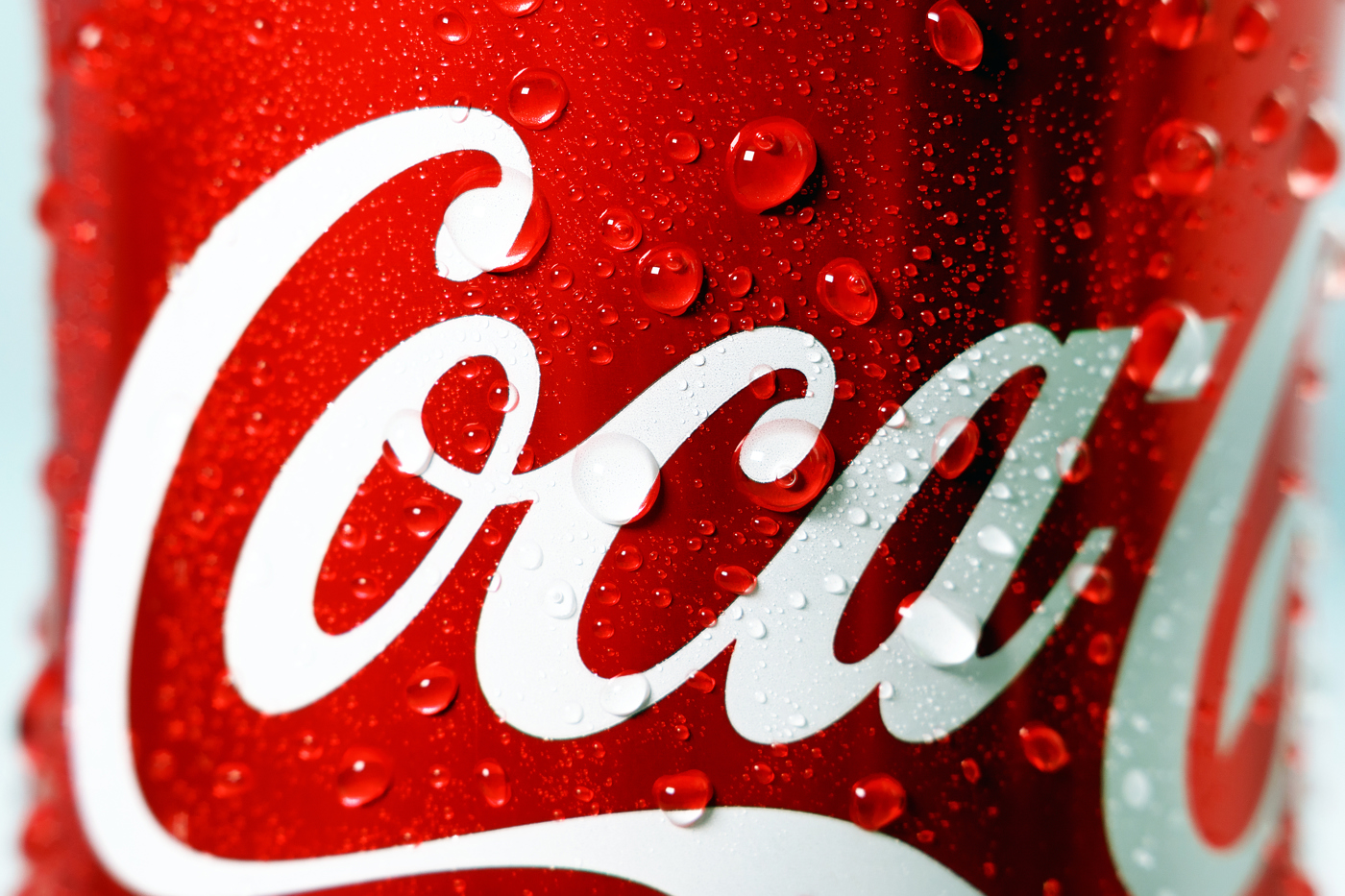 Có nên mua cổ phiếu Coca-Cola không?