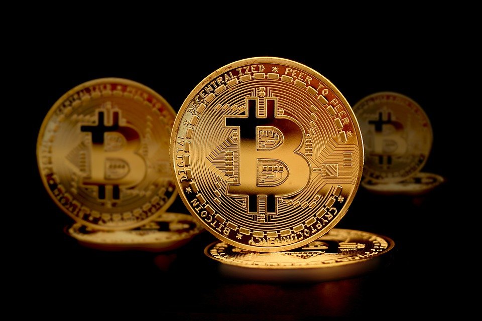Bitcoin vượt ngưỡng 35.000 USD, chuyển động sắp tới sẽ ra sao?