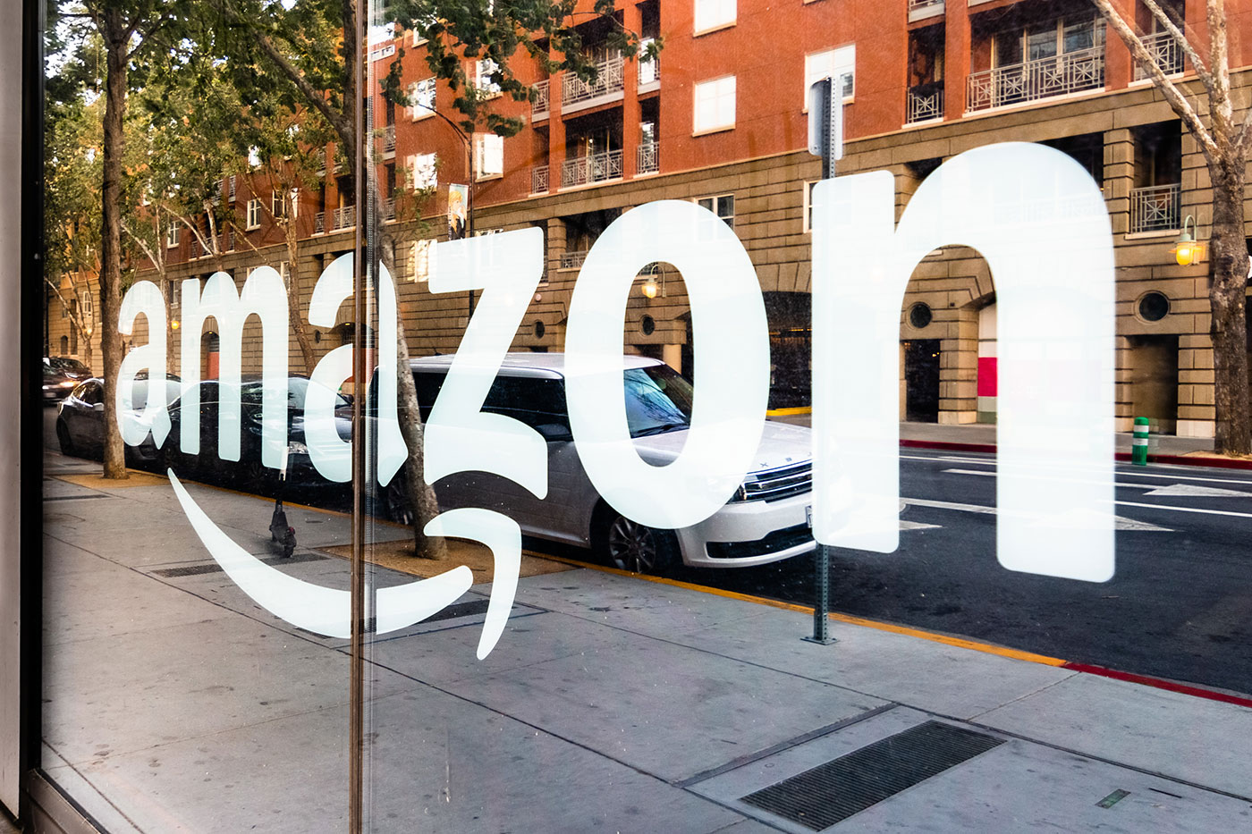 Ba điều về Amazon mà các nhà đầu tư thông minh biết