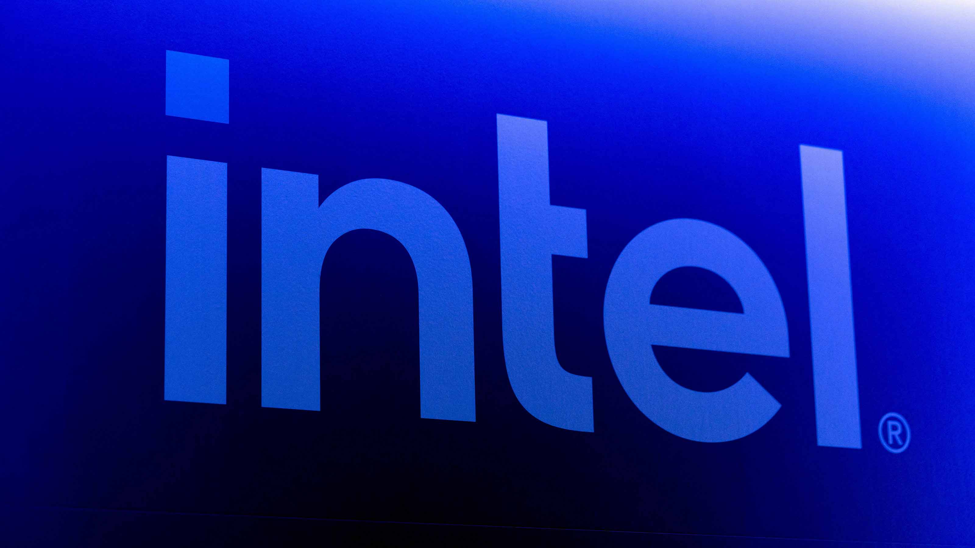 Liệu cổ phiếu Intel có thể phục hồi trở lại mức cao trước cú sốc lạm phát?