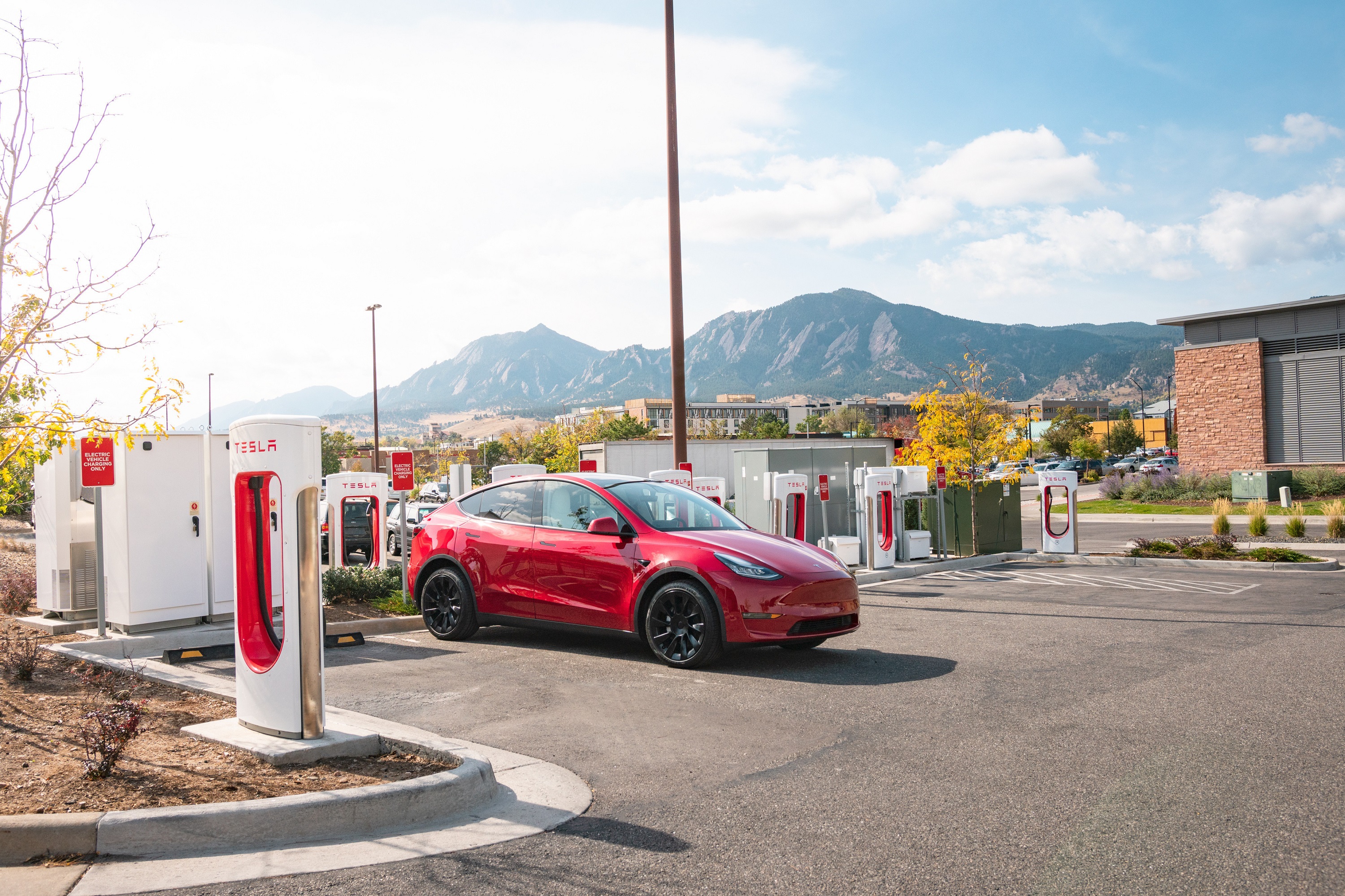 Báo cáo thu nhập của Tesla: 7 số liệu cần chú ý