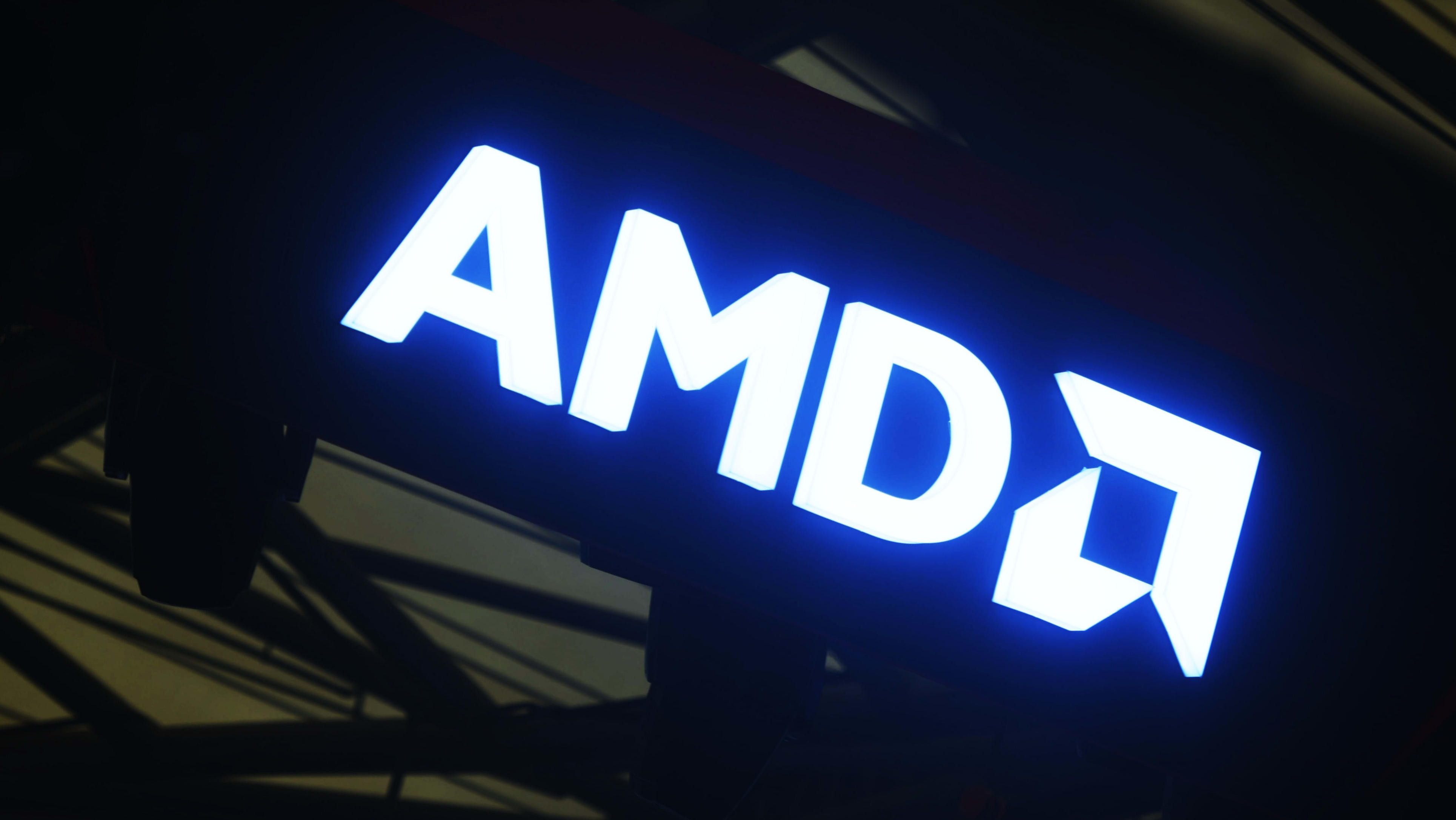 AMD có chip AI mới, nhưng liệu cổ phiếu có thực sự đáng mua?