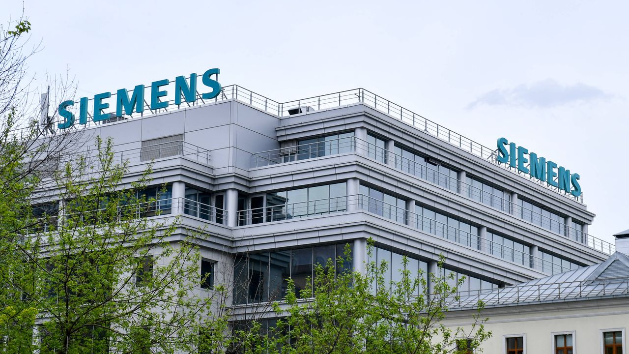 Cổ tức của Siemens tăng lên 4,70 EUR