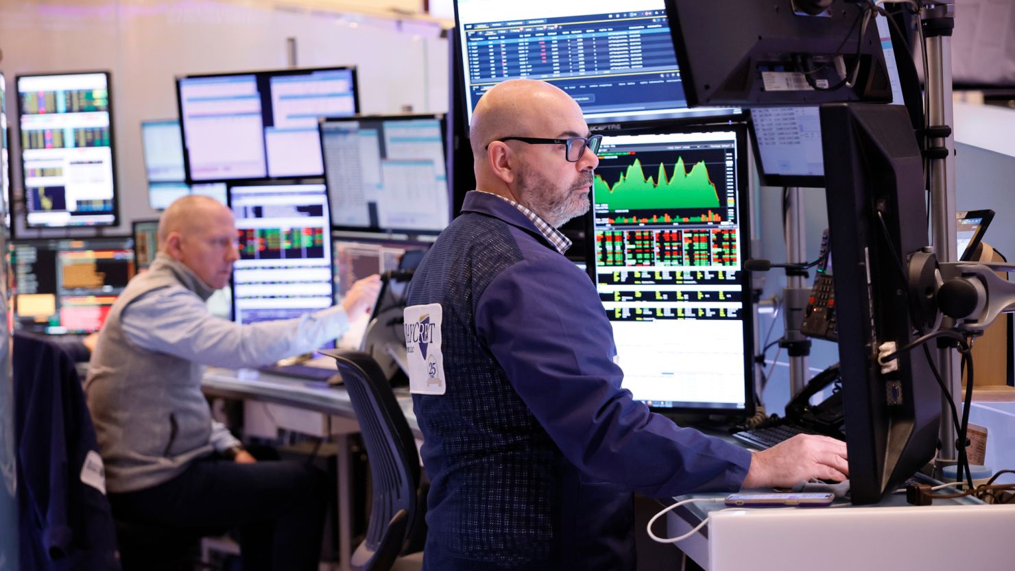 Tin nóng 24/01: S&P 500 lập đỉnh kỷ lục phiên thứ ba liên tiếp