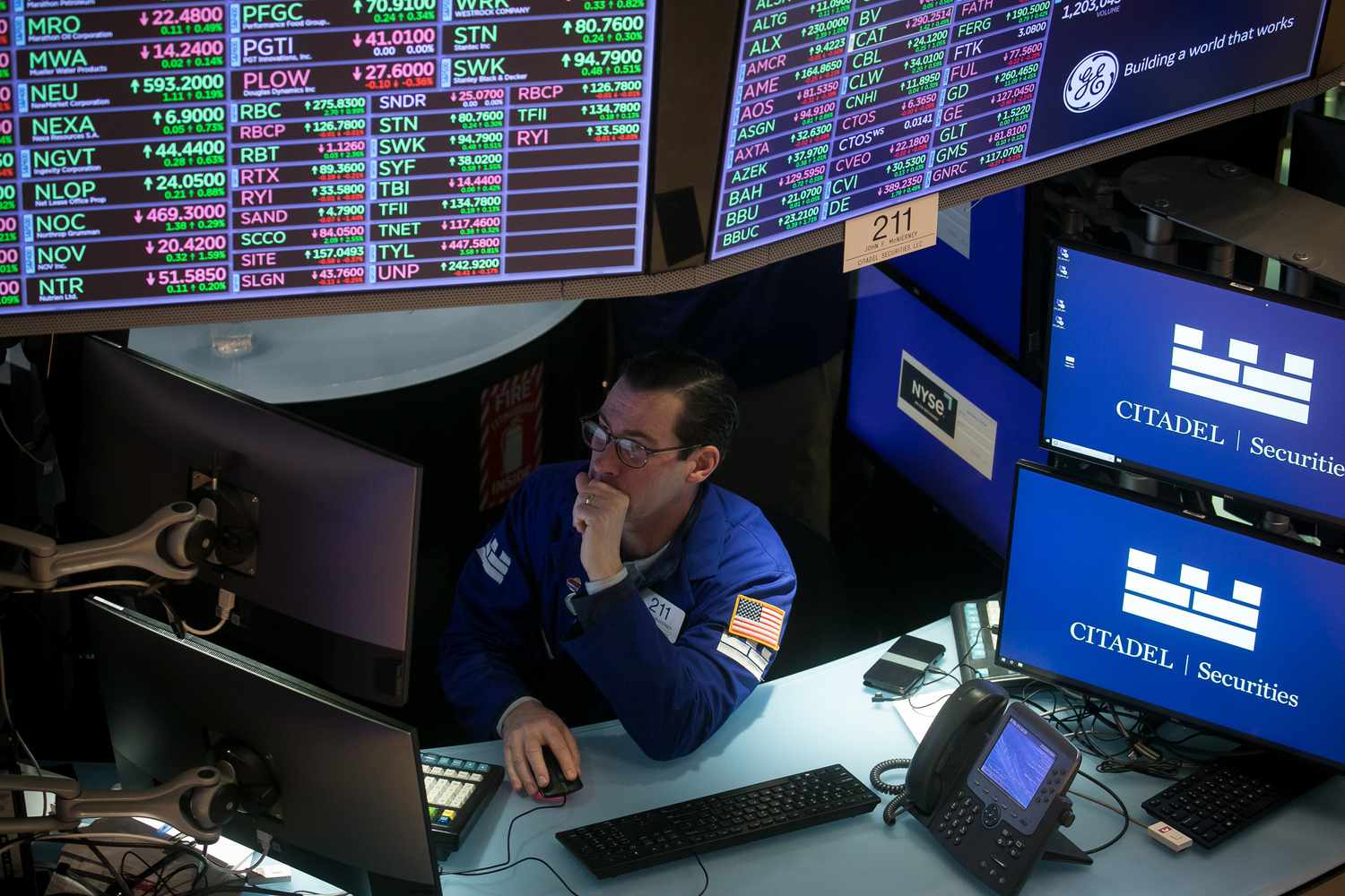 Tin nóng 30/01: S&P 500 lại lập đỉnh trước cuộc họp của Fed