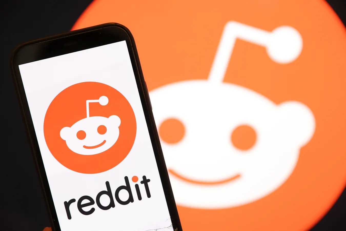 Reddit IPO: "Tất tần tật" những điều bạn cần biết