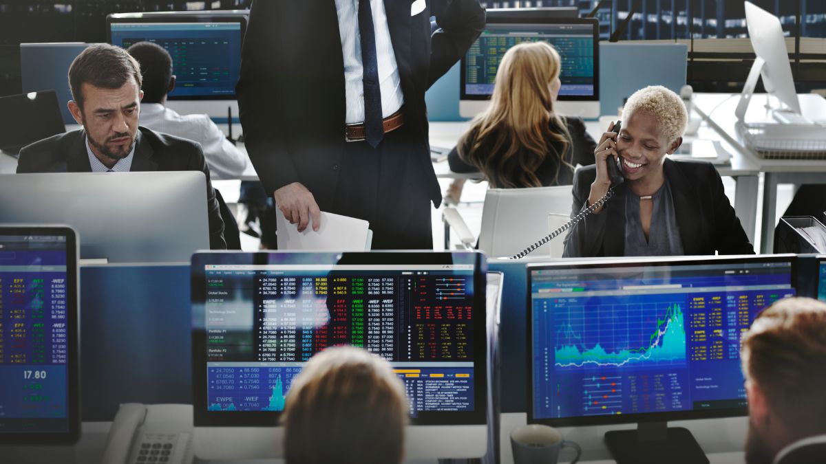 Tin nóng 26/02: S&P 500, Dow lại lập đỉnh mới