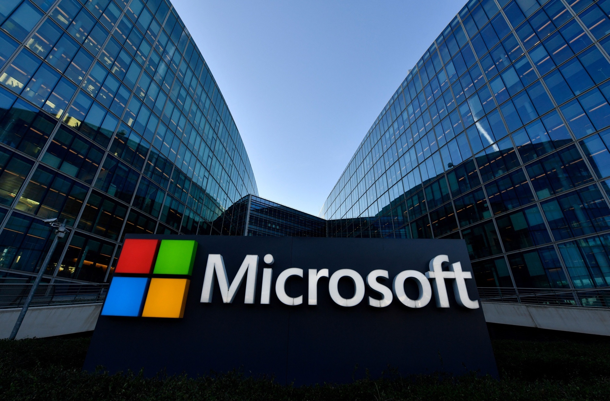 Microsoft: cổ phiếu tăng trưởng trong lĩnh vực trí tuệ nhân tạo