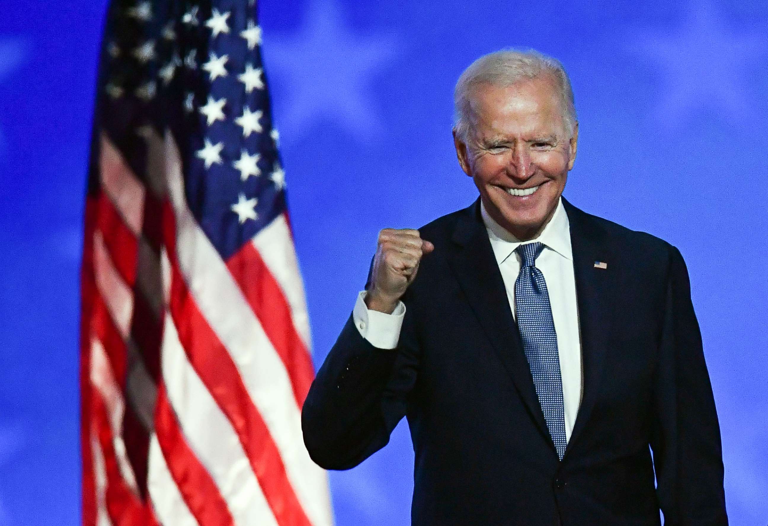Tỷ lệ trúng cử của ông Biden đang được cải thiện