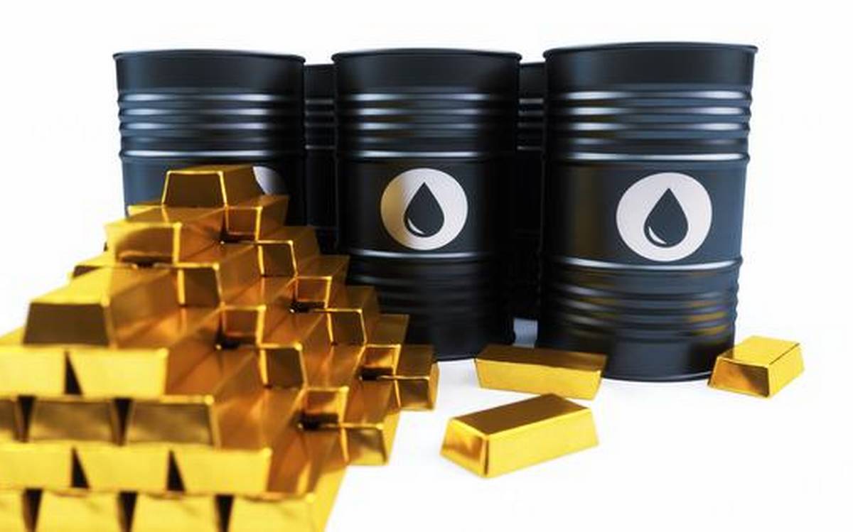 Vàng dưới mốc 2.500 USD, dầu tăng hơn 1 USD do lo ngại bão