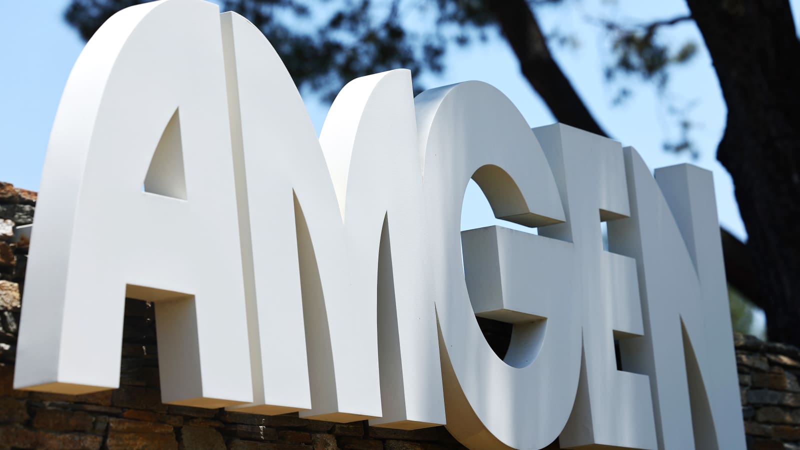 Có nên mua cổ phiếu Amgen ở thời điểm hiện tại?