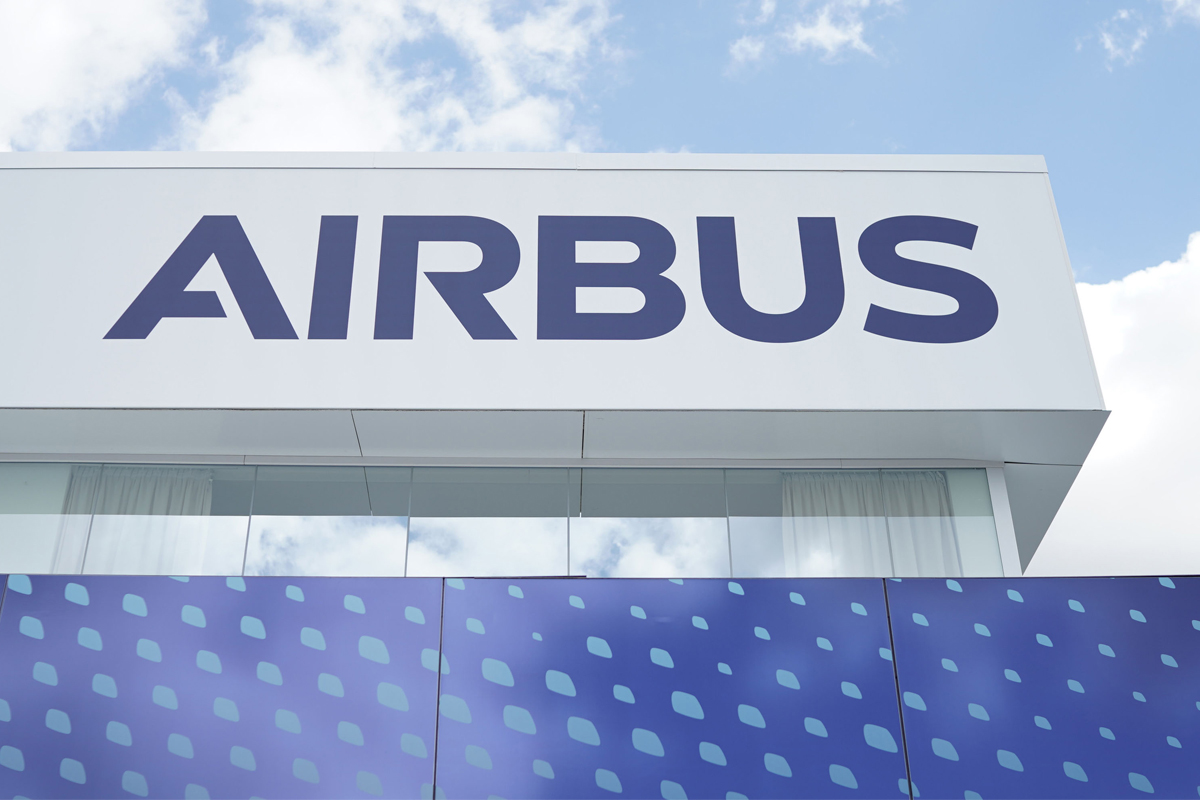 Airbus nhận đơn hàng từ khách hàng của đối thủ Boeing
