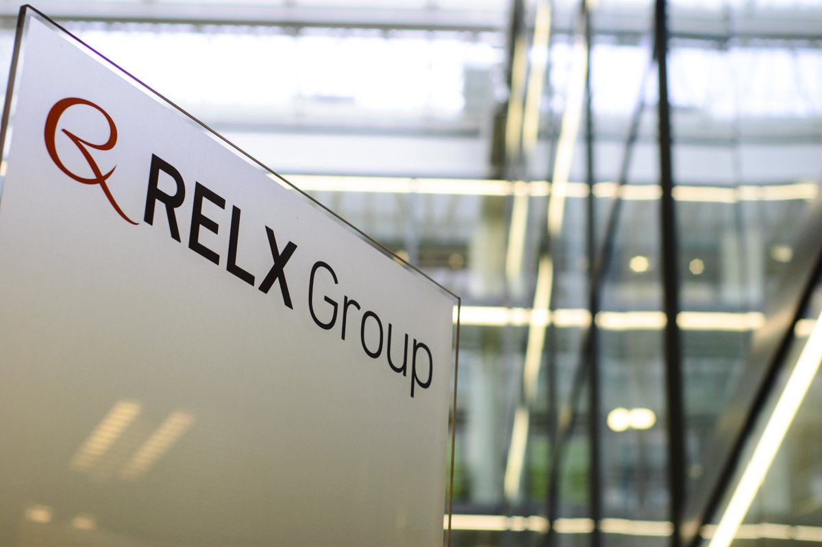Relx Plc nâng cổ tức và thực hiện chương trình mua lại cổ phiếu