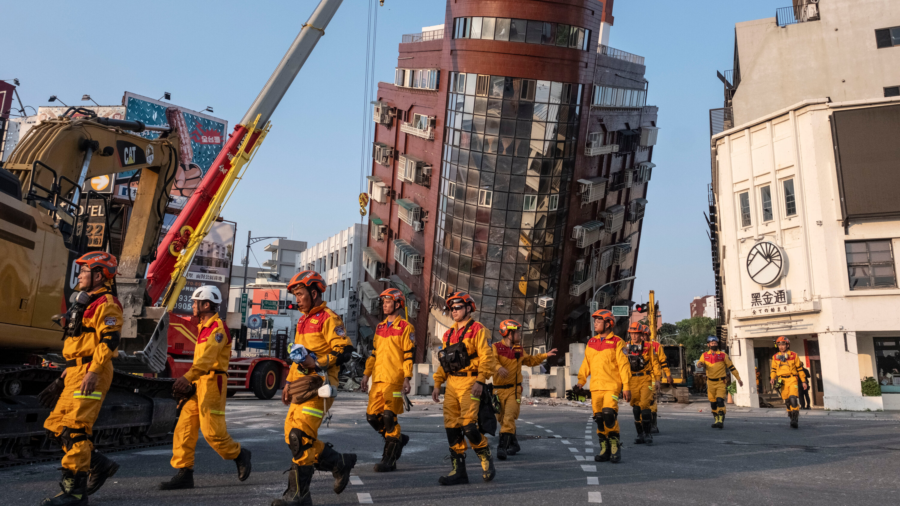 Chuyển động thế giới 05/04