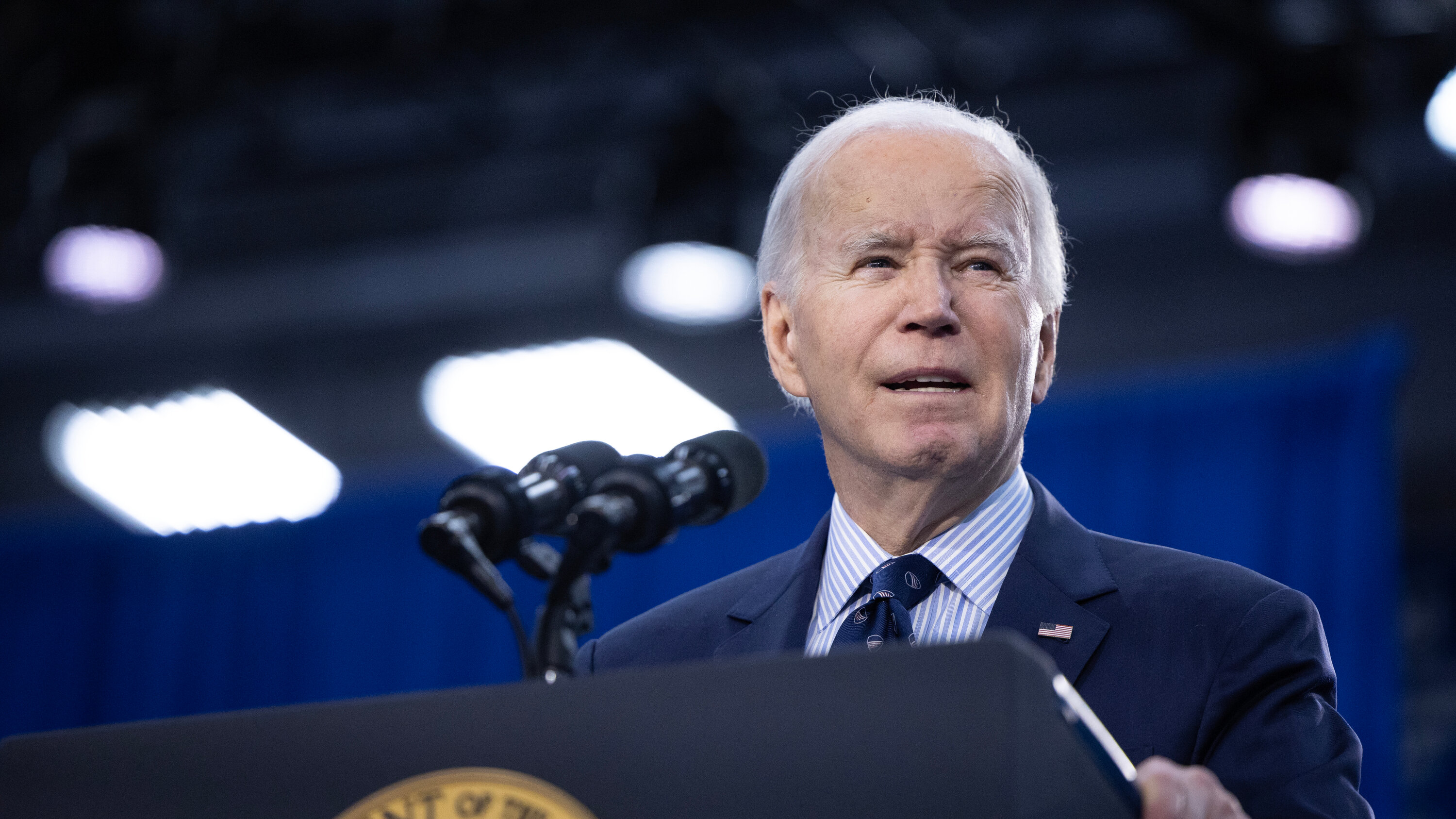 Báo cáo lạm phát “phủ bóng” thông điệp tranh cử của ông Biden