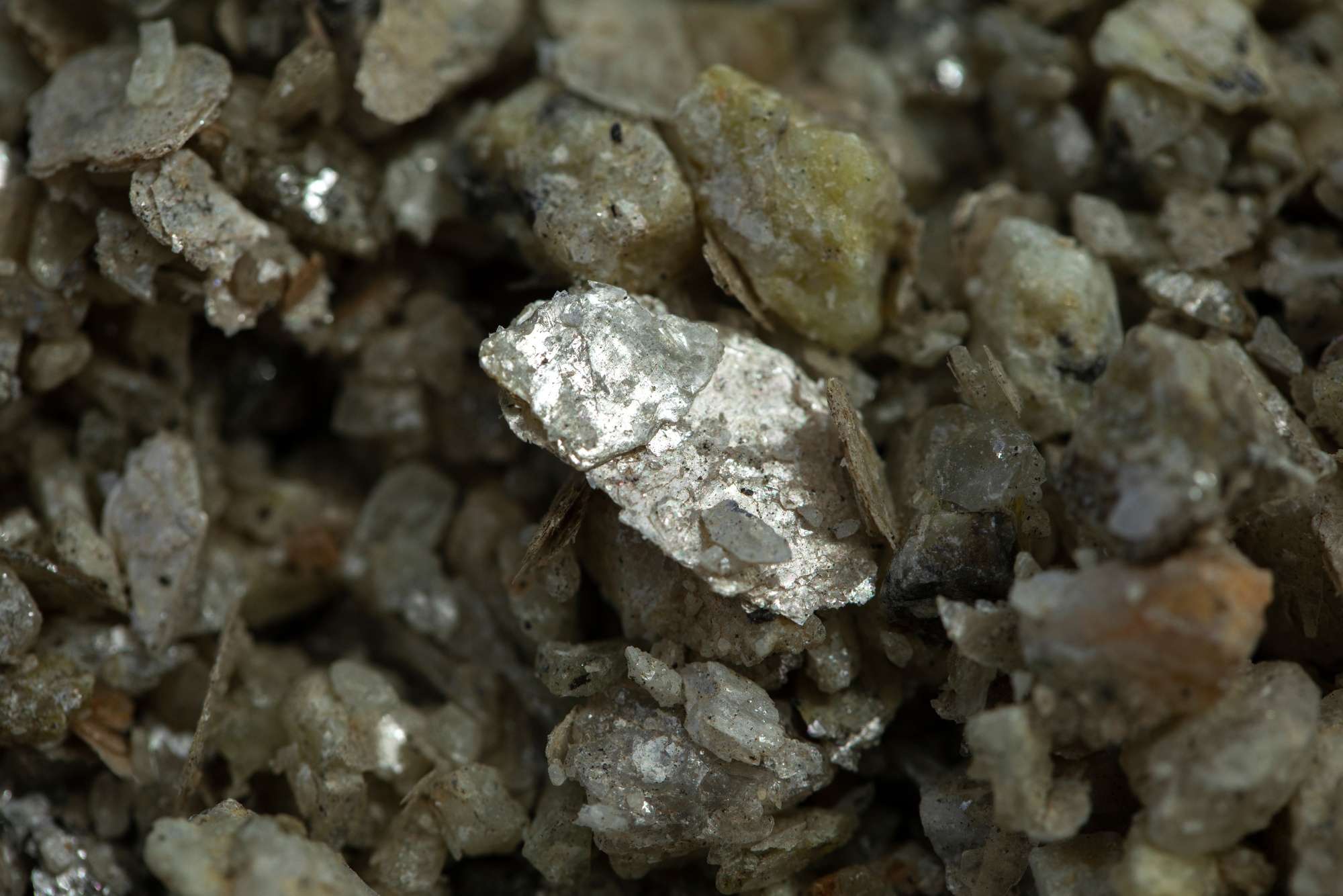 Nhật Bản tham gia vào cuộc đua lithium
