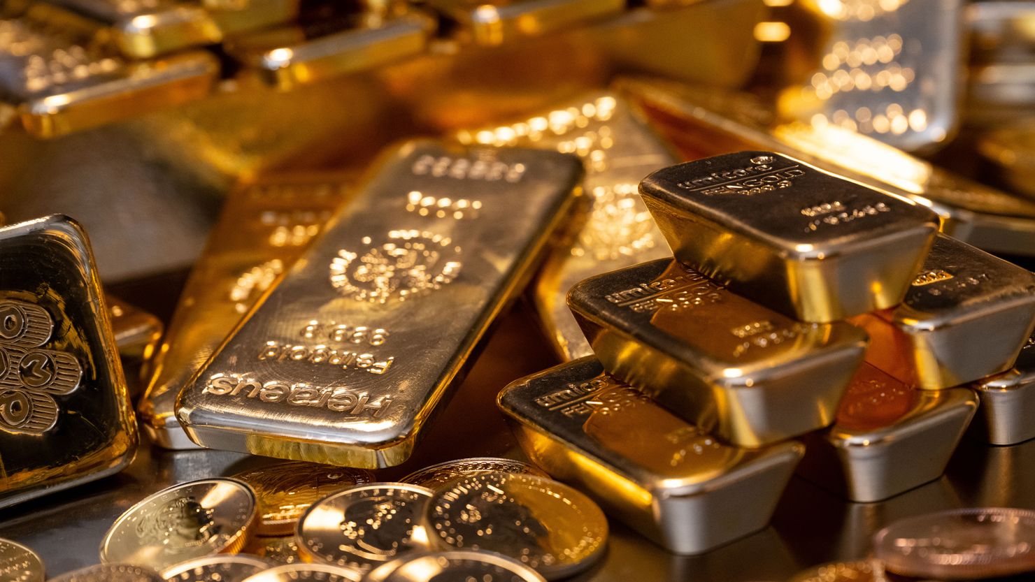 Chiến lược giao dịch vàng Tuần 21: Vàng tăng kỷ lục, nhắm mục tiêu 2.500 USD/ounce