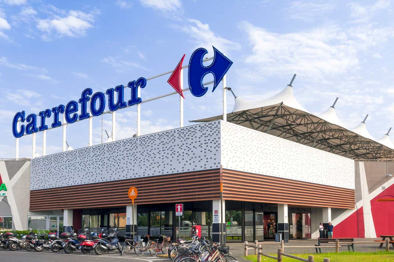 Điểm lược thông tin trước ngày Carrefour chia cổ tức