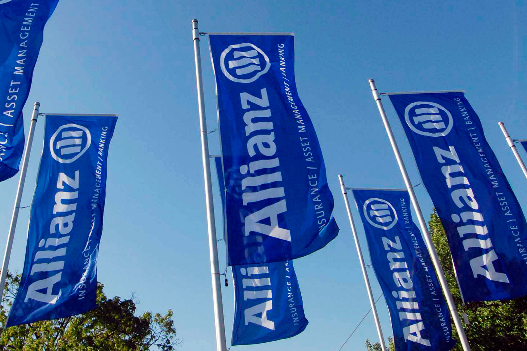 Allianz thông báo sẽ tăng cổ tức lên 13,80 euro