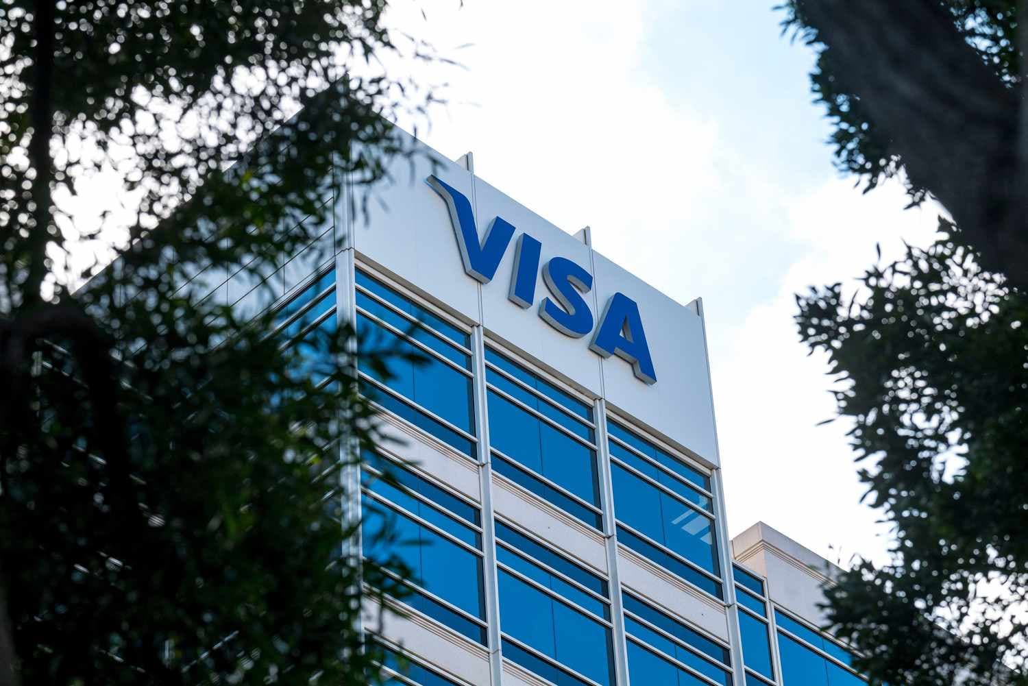 Visa công bố báo cáo thu nhập: cổ phiếu bật tăng