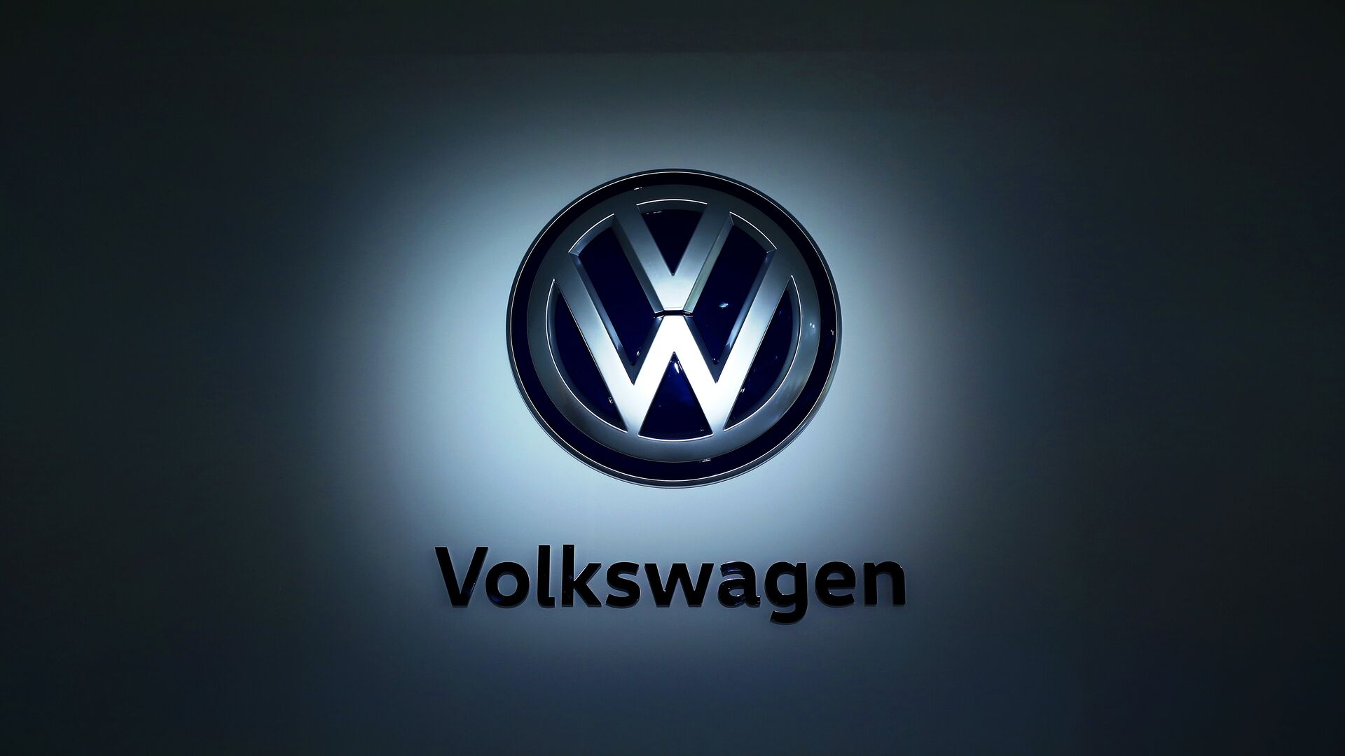 Số đơn đặt hàng xe điện của Volkswagen tăng gấp đôi ở châu Âu