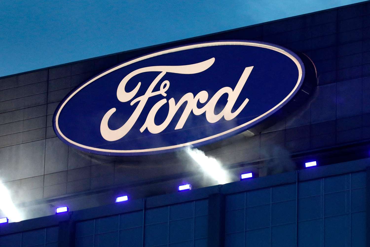Ford vừa đưa ra một quyết định thông minh cho nhà đầu tư