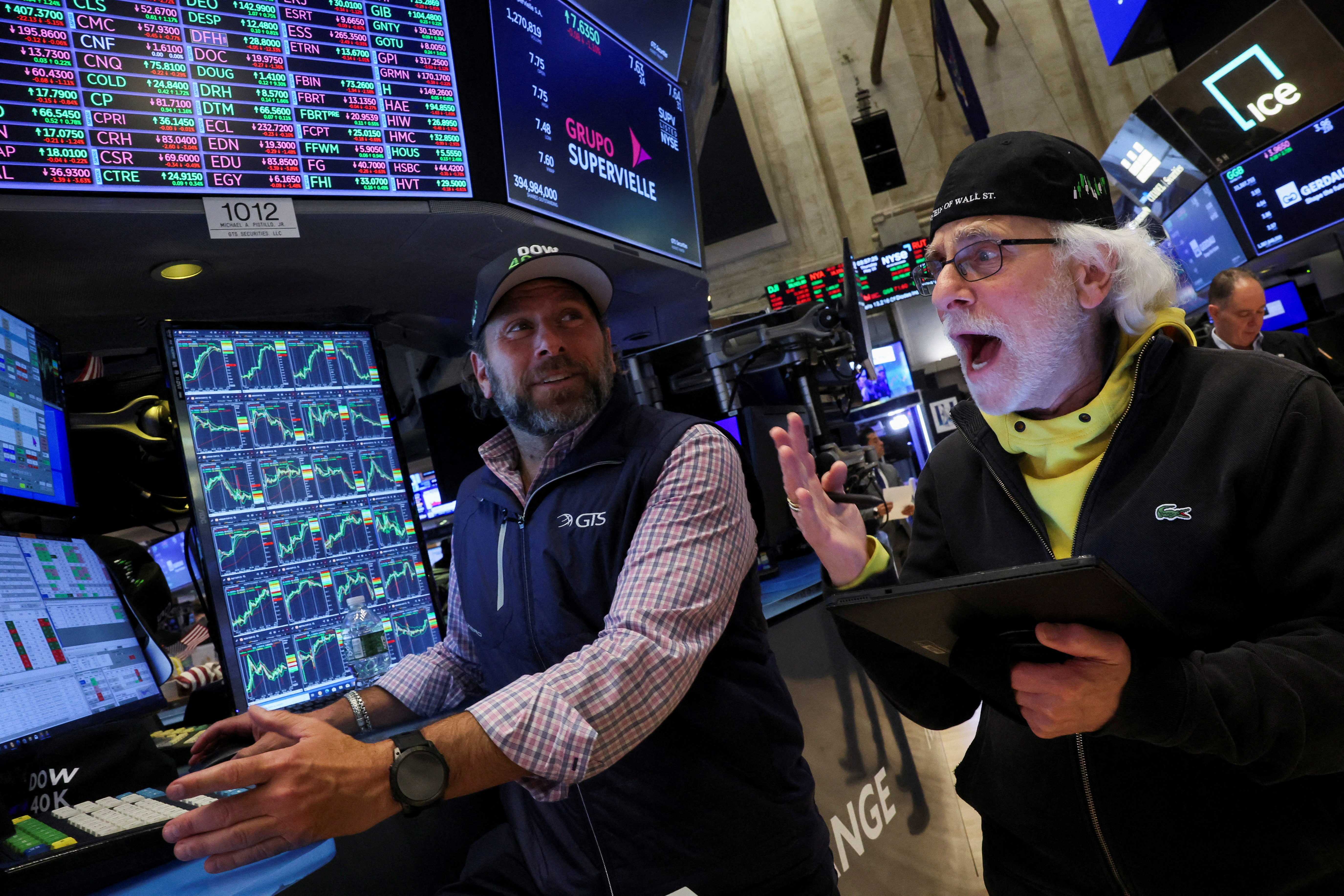 Tin nóng 21/05: Nasdaq lập đỉnh kỷ lục