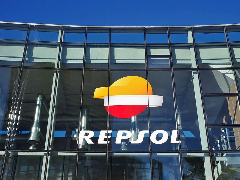 Repsol tìm đối tác cho danh mục năng lượng tái tạo trị giá 600 triệu EUR