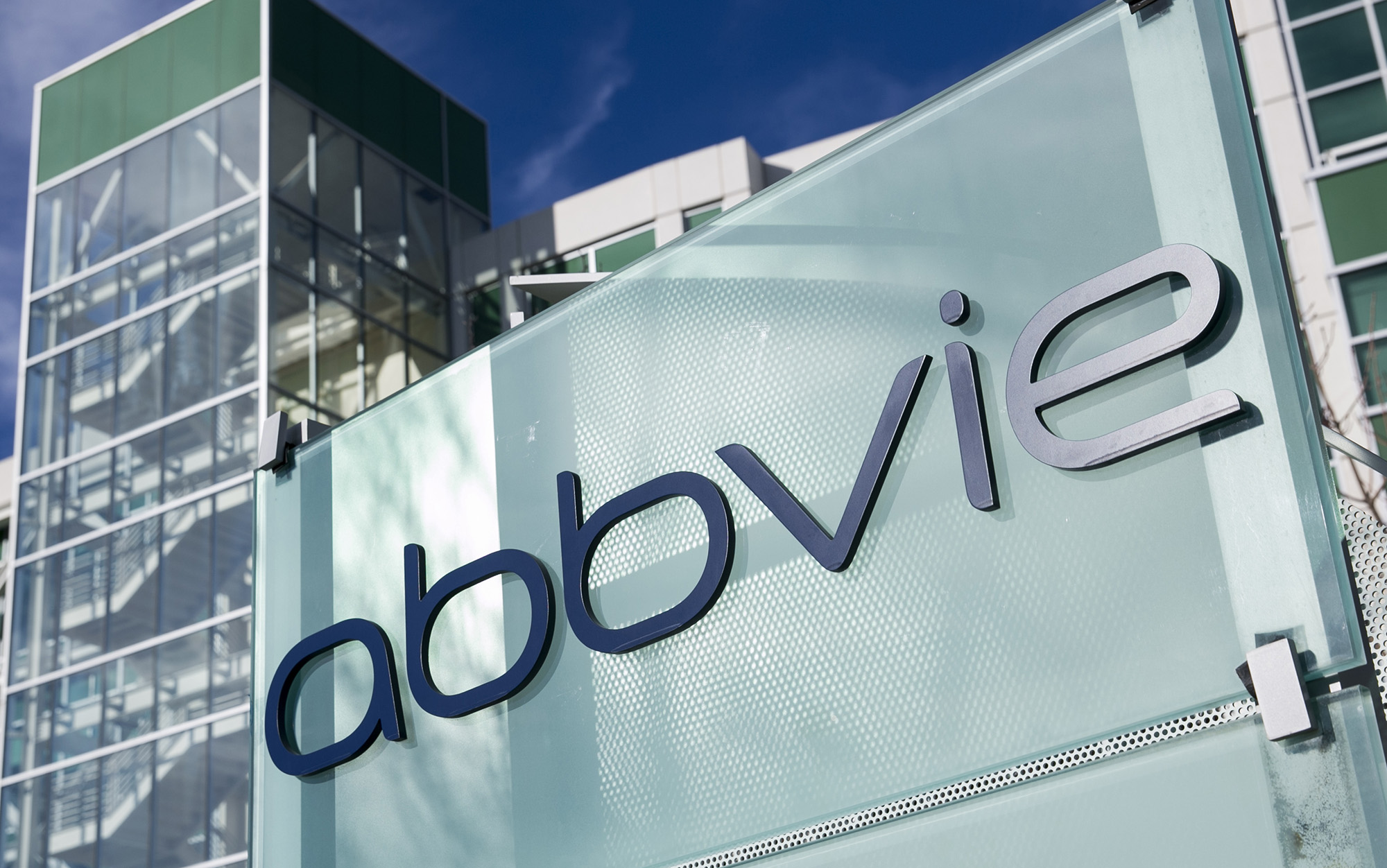 AbbVie duy trì cổ tức hàng quý 1,55 USD